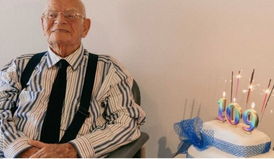 Australia’s Oldest Man Celebrates His 109th Birthday – On Zoom!