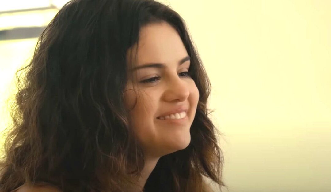 ‘My Mind & Me’: Selena Gomez Breaks Down Myth of Success